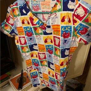 Small/Mes Vintage VLife ScrubCAT Vet Doctor Nurse Women's Short Sleeve SO FUN!